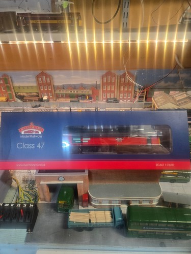 Class red res dcc fitted - red,