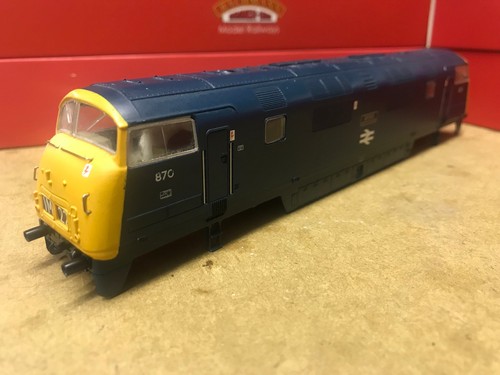 Bachmann class 870 zulu - bachmann, "