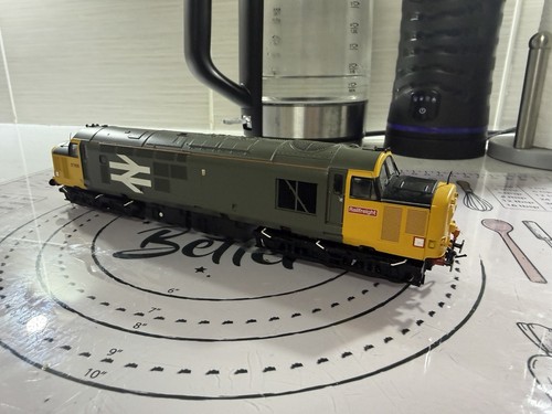 Bachmann class body 37906 - class,